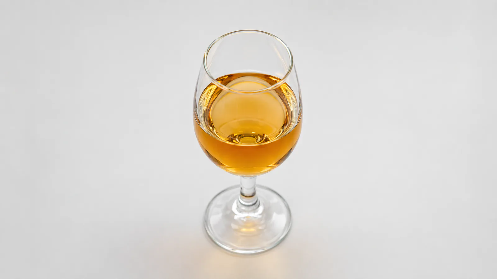 Dessert wine color profile